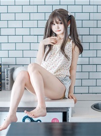 NO.008 神沢永莉 - 黄色吊带睡衣兔兔